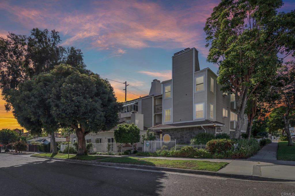 503 Tremont Street - photo 2