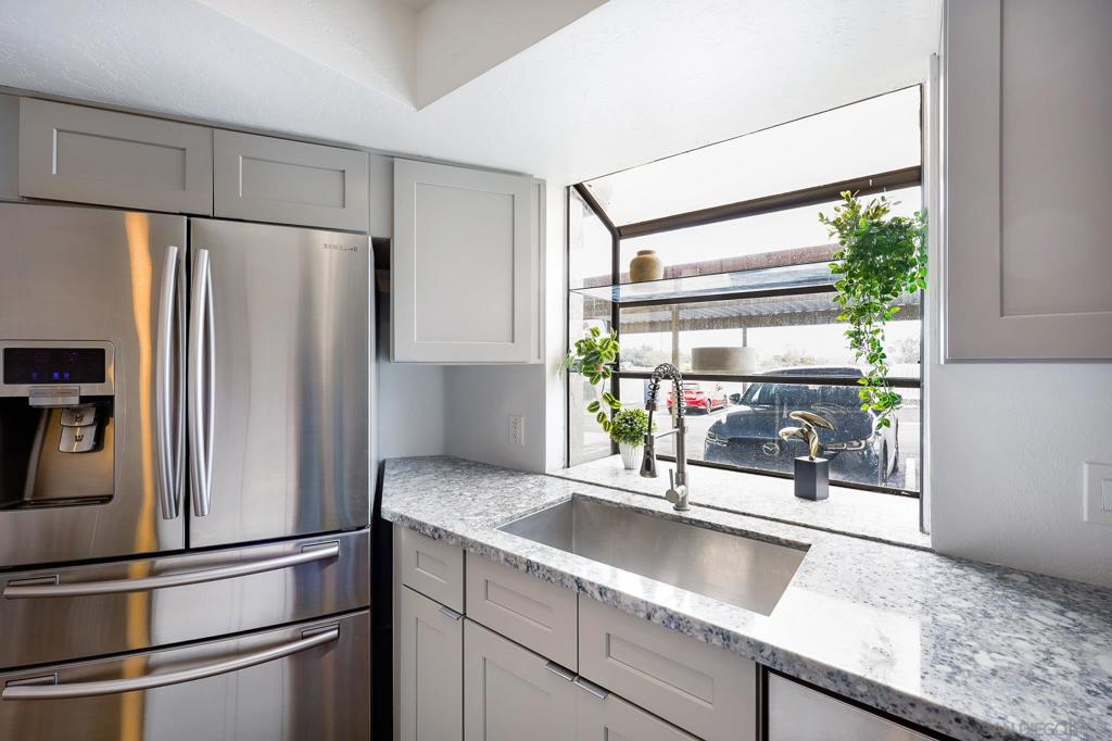 440 Citracado Parkway - photo 10