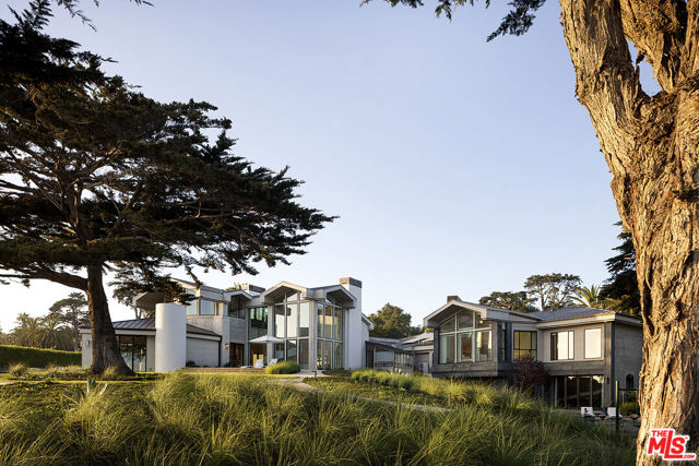 4145 Creciente Drive