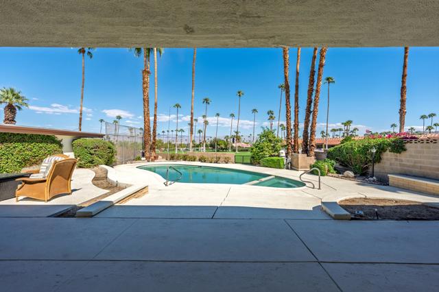 73358 Grapevine Lane, Palm Desert, CA 92260