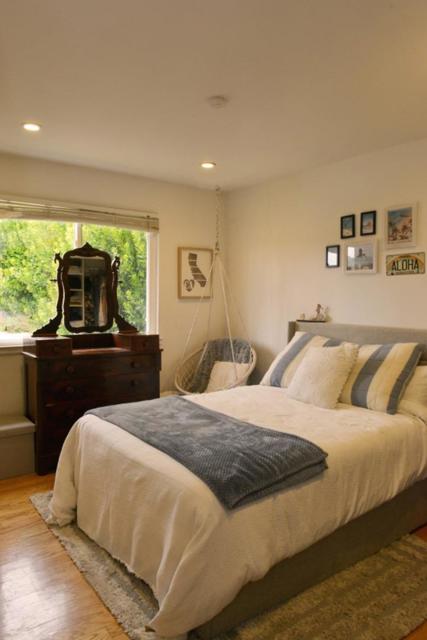 3308 Sycamore Place, Carmel CA: https://media.crmls.org/mediaz/4a4849a4-bc2c-4d1a-b82b-b41f3b6e03ee.jpg