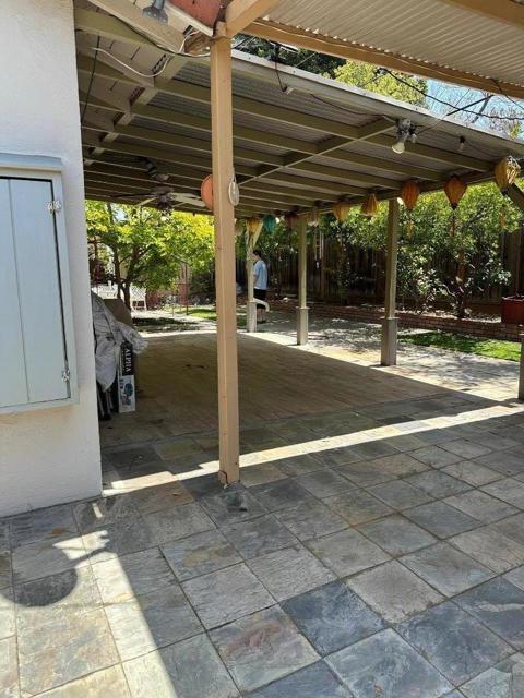 1014 W Homestead Road, Sunnyvale CA: https://media.crmls.org/mediaz/4a486e89-10ef-4ff9-9205-8434be93d3eb.jpg