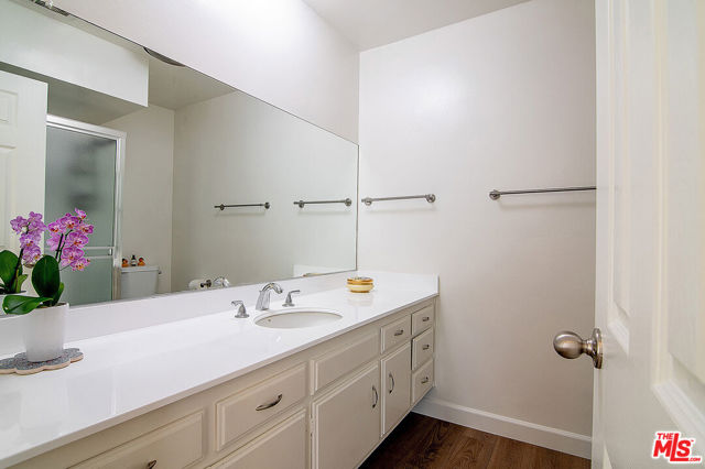 2 Bed Home for Sale in Culver City, California
