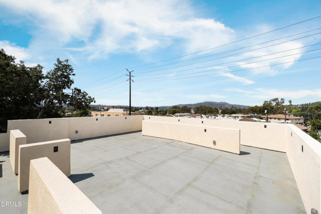 Detail Gallery Image 24 of 31 For 3566 Eagle Rock Bld #1,  Los Angeles,  CA 90065 - 3 Beds | 3 Baths