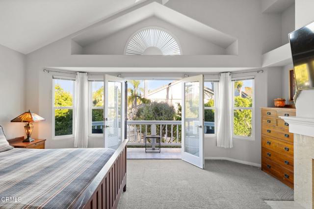 2106 Fox Den Court, Oxnard CA: https://media.crmls.org/mediaz/4a4a5bad-cab3-4898-b0fa-5b41cfb4a546.jpg