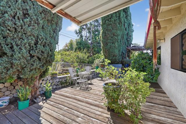 3992 Altadena Lane, San Jose CA: https://media.crmls.org/mediaz/4a4a94da-f9b3-4055-9490-3da0cde1ebb5.jpg