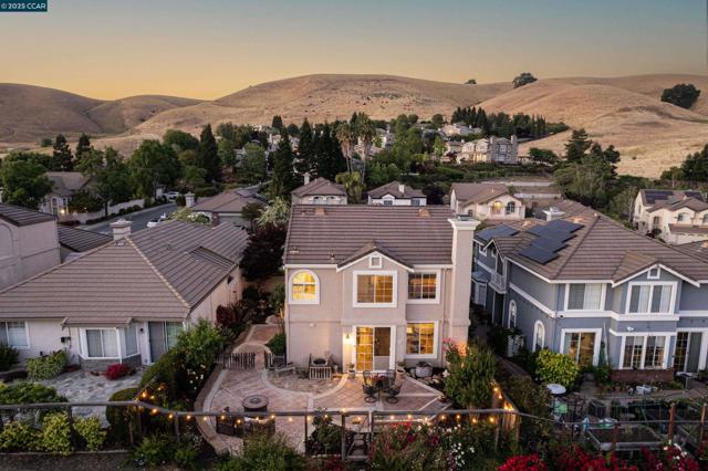 315 Glasgow Circle, Danville CA: https://media.crmls.org/mediaz/4a4ab951-e087-4b2b-a73b-ad66df6aa848.jpg
