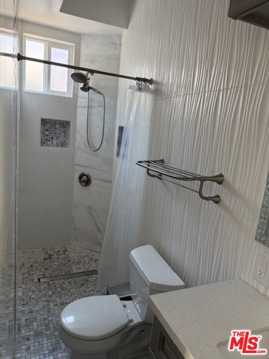 3920 Highland Avenue, Manhattan Beach CA: https://media.crmls.org/mediaz/4a4b05f0-2d78-4b0f-b889-ded16b17d615.jpg