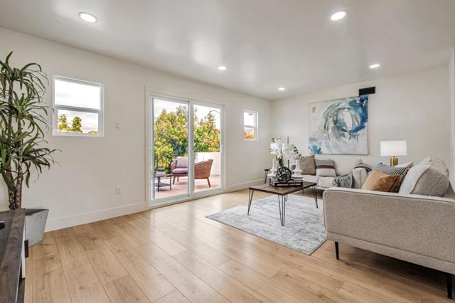 642 Mcduff Avenue, Fremont CA: https://media.crmls.org/mediaz/4a4b220e-522f-4490-a82c-c5f42671e6f6.jpg