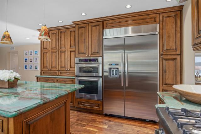 Detail Gallery Image 12 of 51 For 1025 Monterey Vista Way, Encinitas,  CA 92024 - 4 Beds | 2/1 Baths