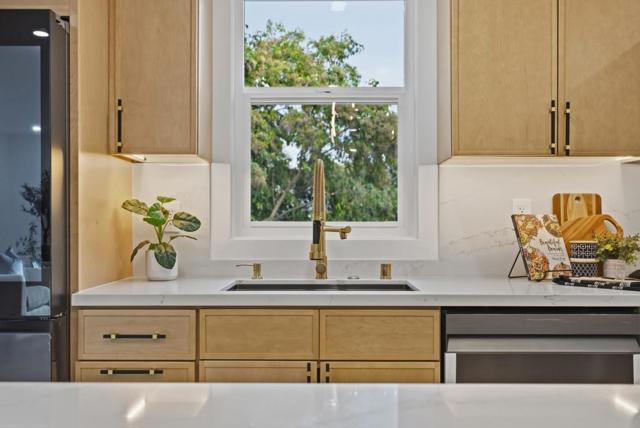 422 Liquidambar Way, Sunnyvale CA: https://media.crmls.org/mediaz/4a4b8a70-2e7d-4e2f-bbc1-6b86d35dfeac.jpg