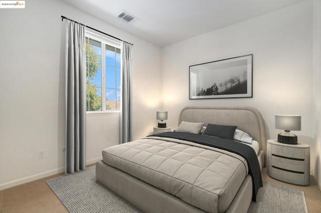 752 Jennifer Street, Brentwood CA: https://media.crmls.org/mediaz/4a4bfc4b-3610-44e8-9f57-f4426687e4c3.jpg