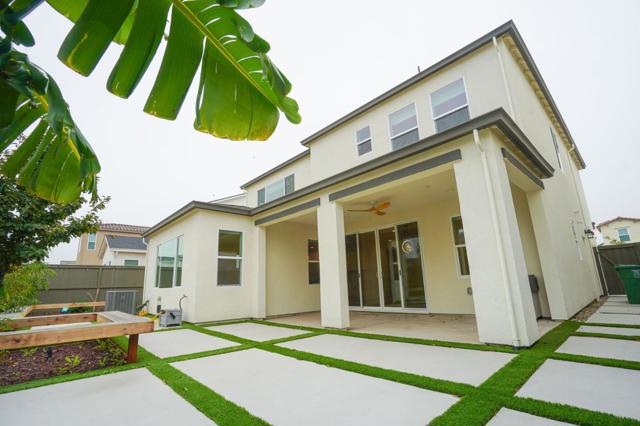 4124 Maddy Avenue, Tracy CA: https://media.crmls.org/mediaz/4a4c9655-b3b2-4827-baf1-5c34ab7c42c5.jpg