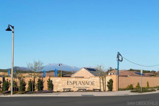 32082 Sedge Way, Temecula CA: https://media.crmls.org/mediaz/4a4d1573-c501-4460-ad39-73c8a35f9266.jpg
