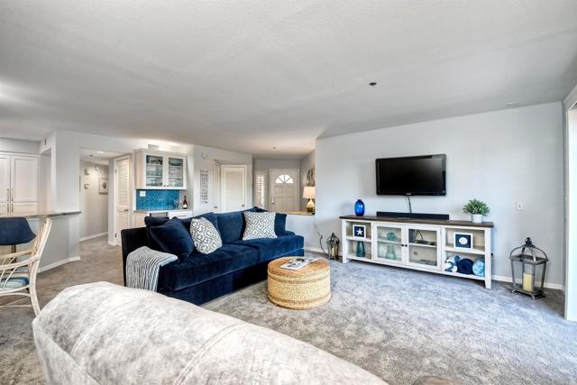 Detail Gallery Image 7 of 29 For 400 N Pacific St #203,  Oceanside,  CA 92054 - 2 Beds | 2 Baths