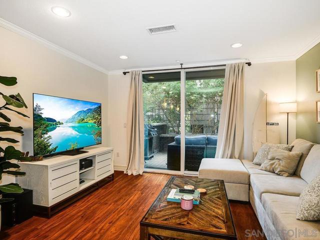 1225 Island Ave, San Diego CA: https://media.crmls.org/mediaz/4a4ff9e4-47ec-4e5f-a7c9-cbecc18dbe95.jpg