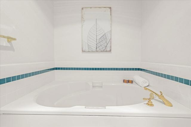 4173 El Camino Real, Palo Alto CA: https://media.crmls.org/mediaz/4a5041e0-0688-4184-8be9-cbc8ebc7f84c.jpg