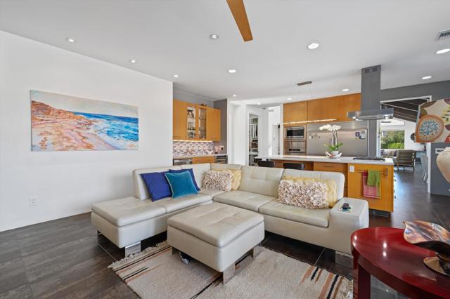 10 Clancy Lane S, Rancho Mirage, CA 92270
