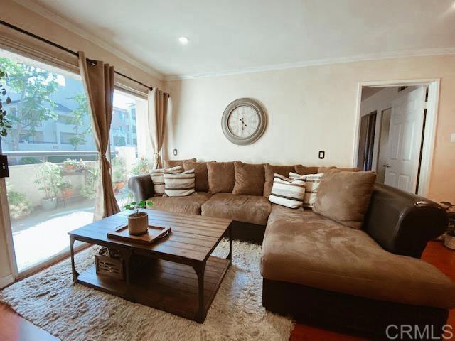 5520 Owensmouth Ave, 103 photo 5