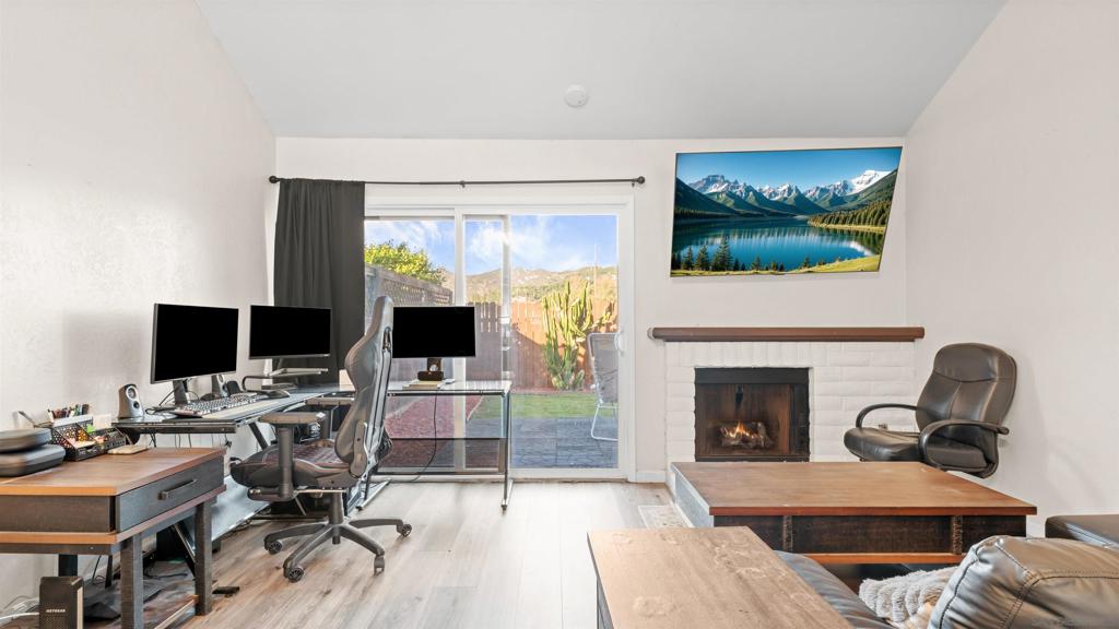 422 Devonshire Gln - photo 10