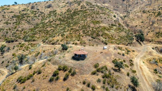 14600 Del Puerto Canyon Road, Newman CA: https://media.crmls.org/mediaz/4a50fd08-4bef-4660-9537-30748c8d3b80.jpg