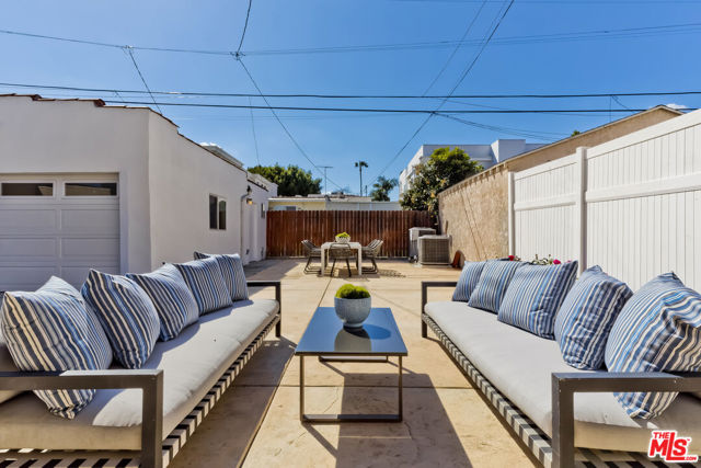 1471 S Crest Drive, Los Angeles CA: https://media.crmls.org/mediaz/4a511552-f227-4410-a4e0-cd7ec9be9dfa.jpg