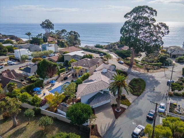 433 Seaview Drive, Aptos CA: https://media.crmls.org/mediaz/4a5225d2-b055-4b68-a7a2-274a3c0ed641.jpg