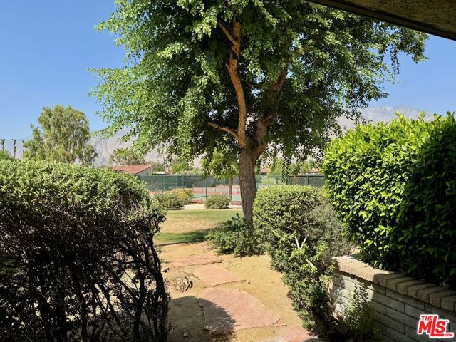1931 Paseo Raqueta, Palm Springs CA: https://media.crmls.org/mediaz/4a53dbcf-396e-4d16-be6a-8b7474c7b68a.jpg