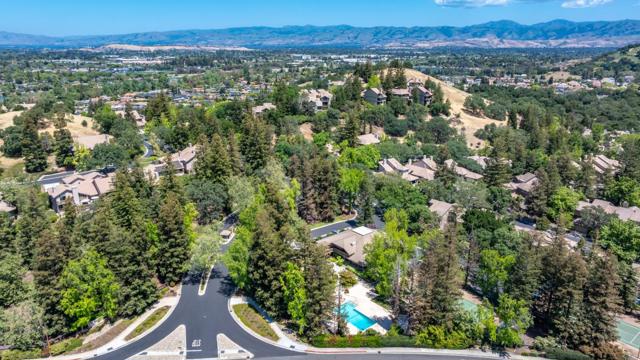 1278 Poker Flat Place, San Jose CA: https://media.crmls.org/mediaz/4a54341e-c5e6-4f78-b476-30891f2afdd1.jpg
