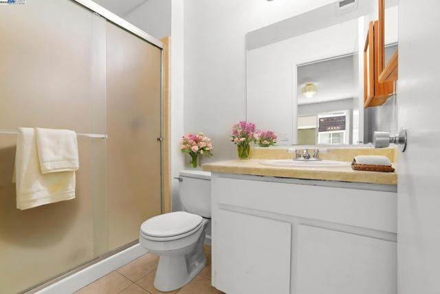 2575 Easton Way, San Jose CA: https://media.crmls.org/mediaz/4a57f9a3-a8eb-4447-b745-aba7066a8e73.jpg