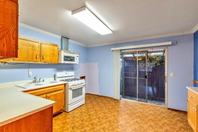 16710 Mcgraw Avenue, Morgan Hill CA: https://media.crmls.org/mediaz/4a585bd0-2203-46c9-a799-df5cc0ffa512.jpg