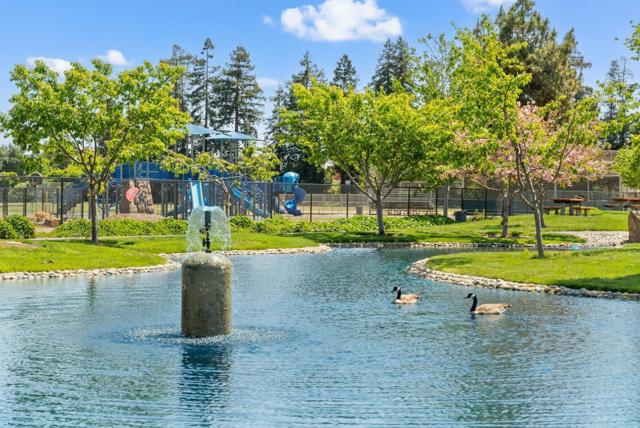 520 S Bayview Avenue, Sunnyvale CA: https://media.crmls.org/mediaz/4a586e3d-bb00-49d0-8141-a3be818d4af8.jpg