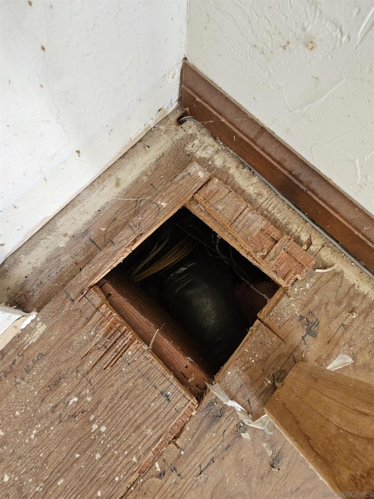 18055 Old Coach Rd - photo 13