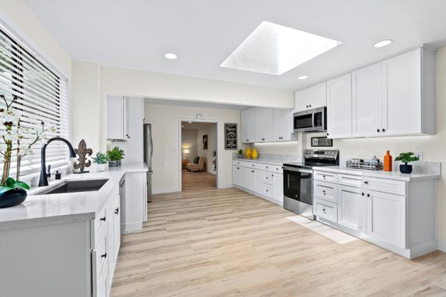 1105 Valota Road, Redwood City CA: https://media.crmls.org/mediaz/4a594eb3-4416-4f8d-98f5-1e81cbda9471.jpg