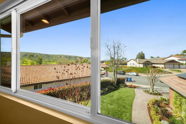 Detail Gallery Image 40 of 75 For 1927 Belmore Ct, El Cajon,  CA 92020 - 3 Beds | 2/1 Baths