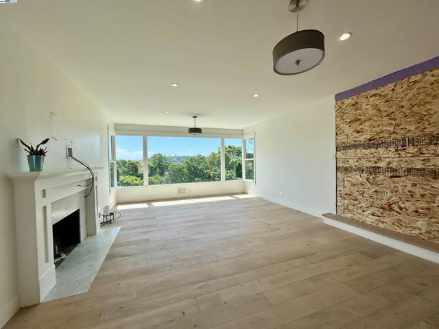 Image 4 of 19 For 4363 Short Hill Rd