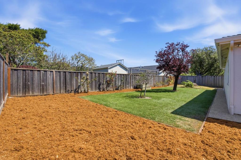 https://media.crmls.org/mediaz/4a5c2821-2172-46bb-a7f2-d0c321af0b70.jpg?preset=X-Large
