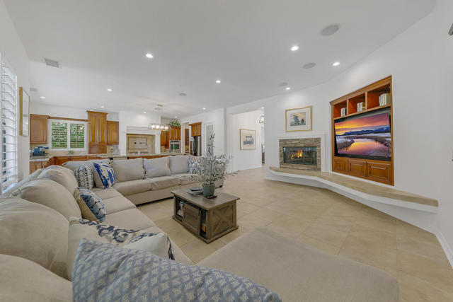 48749 Renewal Street, Indio CA: https://media.crmls.org/mediaz/4a5ce408-c41d-4969-84d4-45b183ccad16.jpg