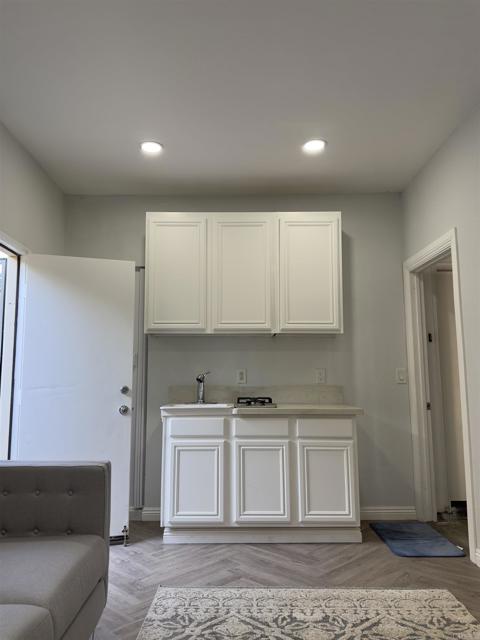Image 9 of 20 For 30342 De Caron Street