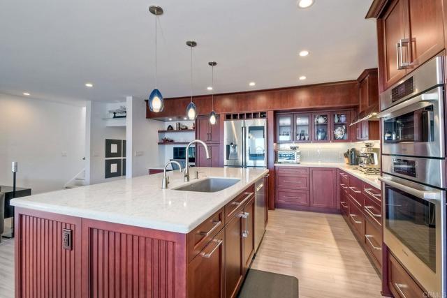 Detail Gallery Image 9 of 45 For 2144 Caminito Del Barco, Del Mar,  CA 92014 - 2 Beds | 2 Baths