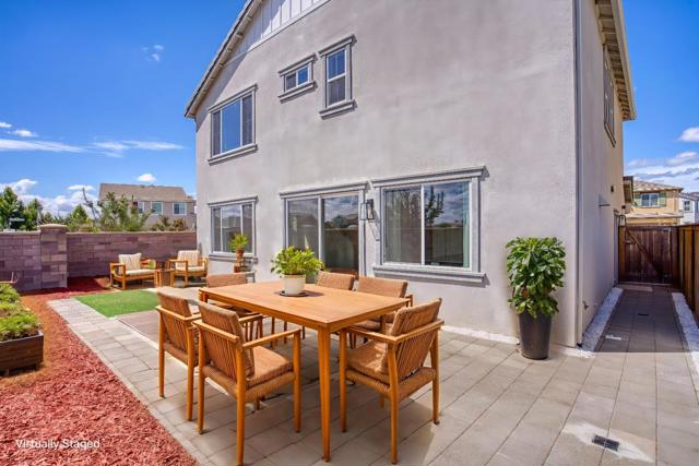 15954 Testarossa Street, Lathrop CA: https://media.crmls.org/mediaz/4a5f45c9-29d6-4cac-9cd1-dcc603fba1bb.jpg