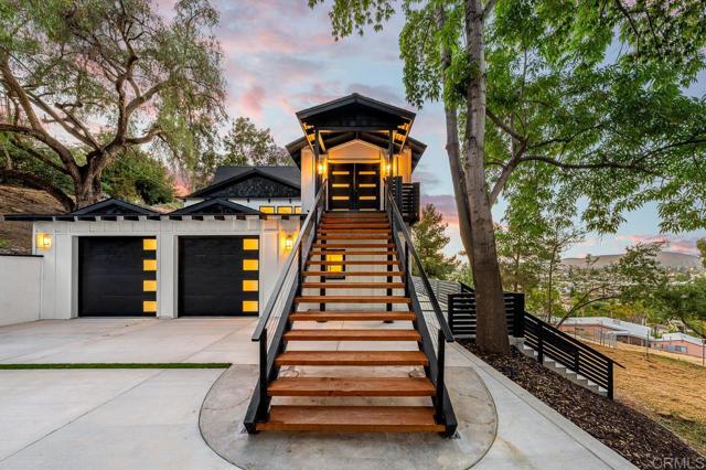 Detail Gallery Image 7 of 62 For 868 Washington Heights Rd, El Cajon,  CA 92019 - 4 Beds | 3 Baths