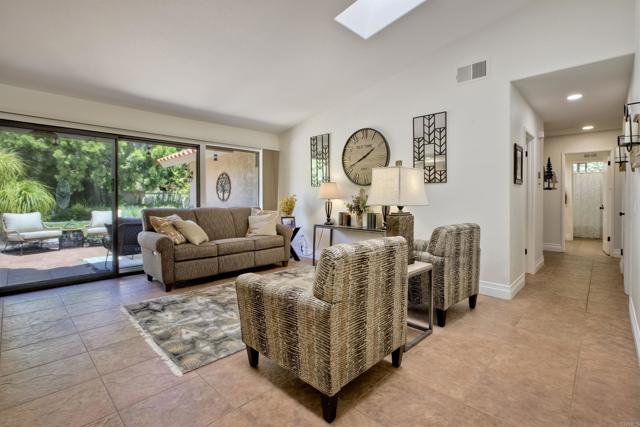 Detail Gallery Image 14 of 62 For 3749 Sarah Ann Dr, Fallbrook,  CA 92028 - 4 Beds | 2 Baths