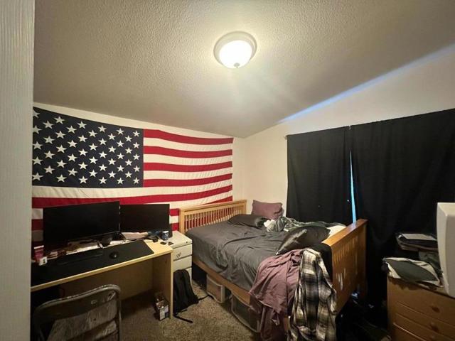 2025 Gold Street,  CA: https://media.crmls.org/mediaz/4a60df3a-7a3e-4ab0-b0a4-3f1214795eda.jpg