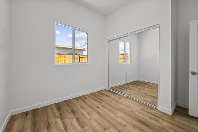 6979 81 Amherst, San Diego CA: https://media.crmls.org/mediaz/4a6143cc-91c9-4f40-9c44-923266dd7441.jpg