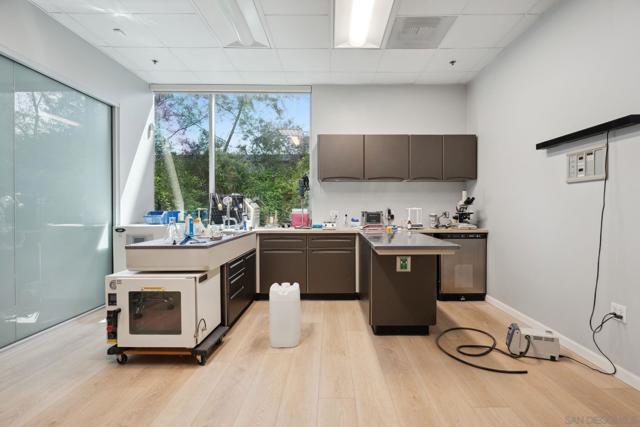 11189 Sorrento Valley Rd, San Diego CA: https://media.crmls.org/mediaz/4a621f04-535d-4dba-b827-8a857f06f9b3.jpg