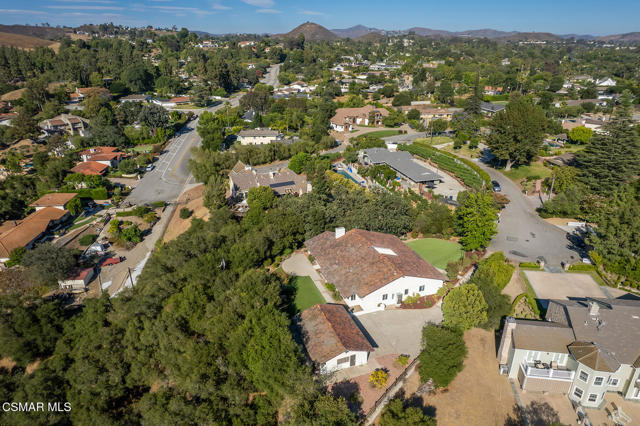 1251 Calle Las Casas, Thousand Oaks CA: https://media.crmls.org/mediaz/4a62c9b3-ced9-446d-bb51-44a2bee21940.jpg