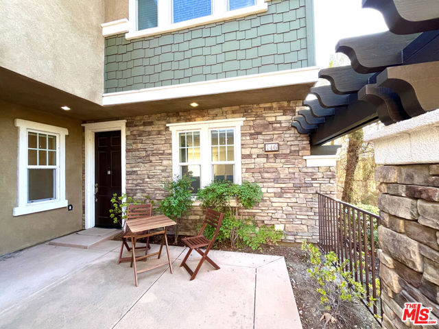 16414 W Nicklaus Drive,  CA: https://media.crmls.org/mediaz/4a632da5-763e-4c5c-b3eb-0d2b1aaa0e9c.jpg