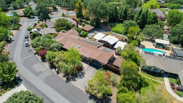 25 Adeline Drive, Walnut Creek CA: https://media.crmls.org/mediaz/4a6488e1-1d43-4bd1-a238-bc81910df6ef.jpg