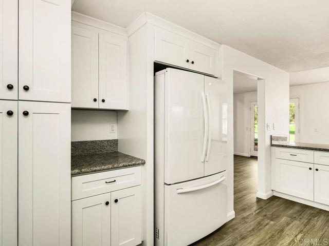 Detail Gallery Image 16 of 40 For 1718 Tecalote Dr #14,  Fallbrook,  CA 92028 - 3 Beds | 2/1 Baths